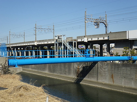 2014年1月施工　水管橋塗装